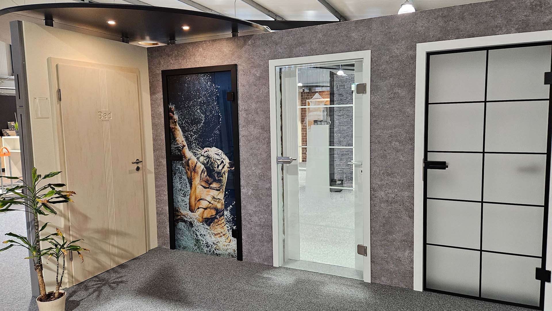 Innentürenausstellung bei Holzfachhandel Grote in Nienburg